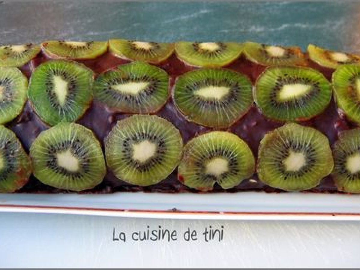 Le Gateau Roule Chocolat Blanc Kiwis Chocolat Noir Recette Ptitchef