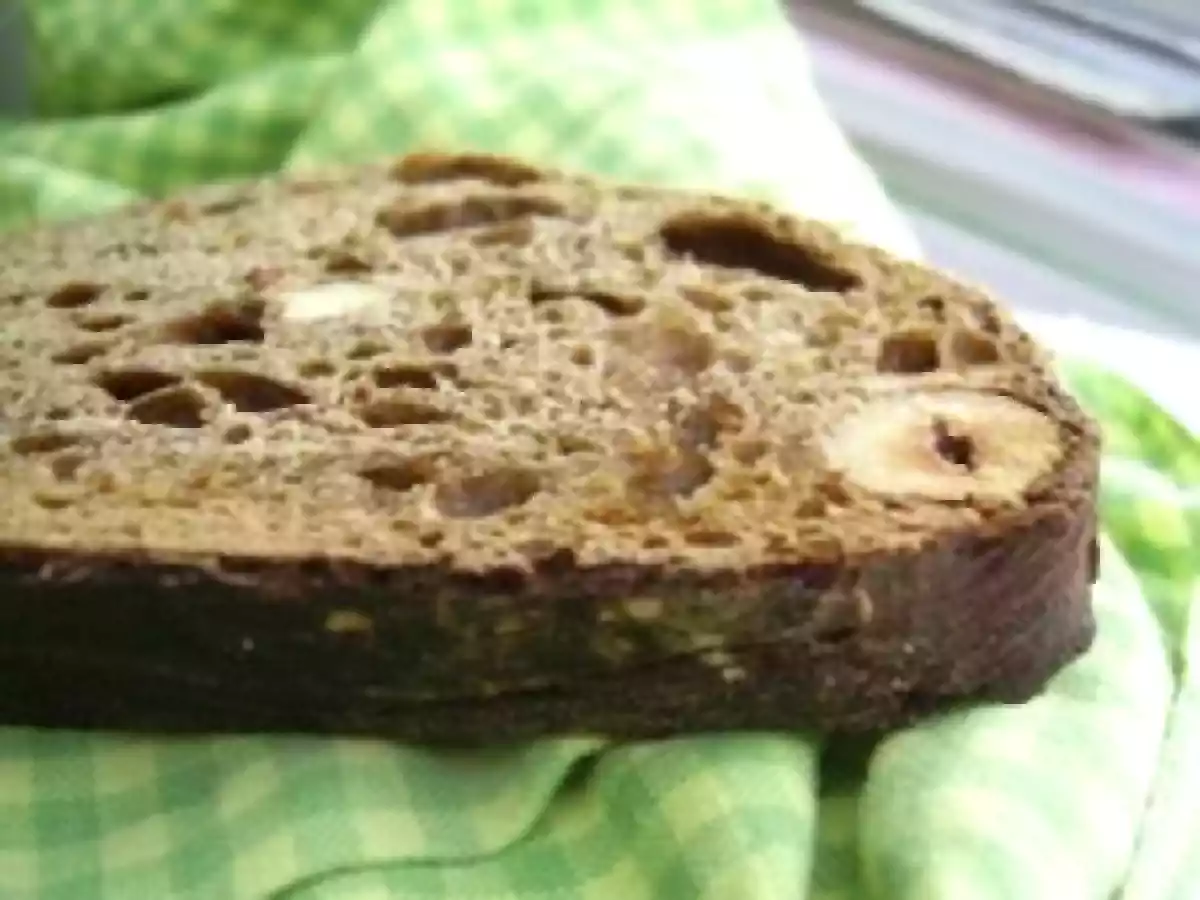 Le pain au levain naturel, au Caro et aux noisettes torréfiées de Claire - photo 4