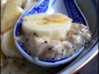 Le porridge à la banane, cannelle et graines de pavot de Jamie Oliver, photo 2