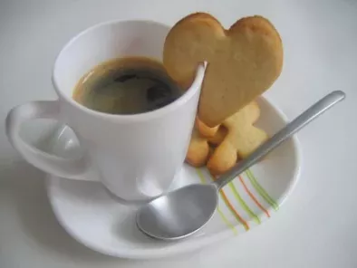 Le sablé qui épouse la tasse à café ou le café gourmand chic !
