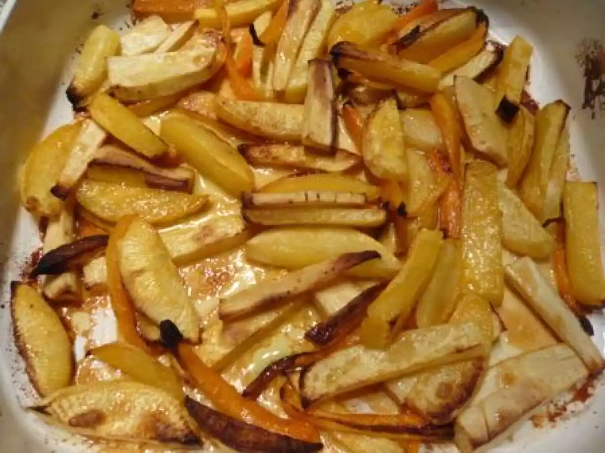 Légumes racines rôtis au four, sauce miel et moutarde