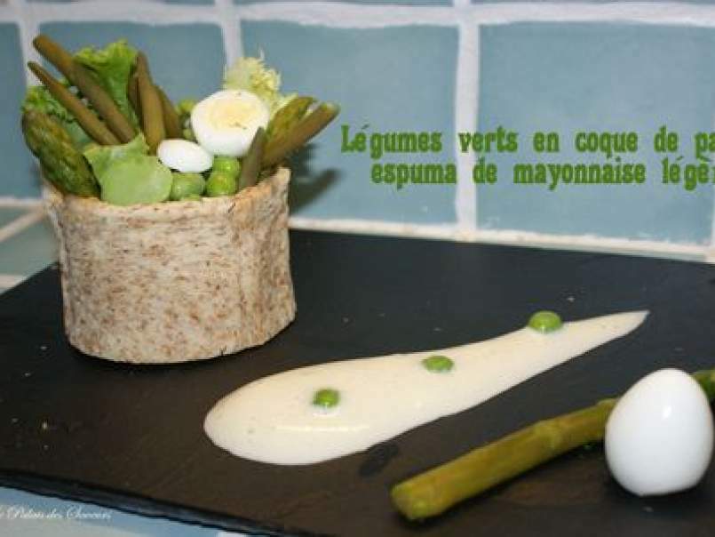Légumes verts en coque de pain, espuma de mayonnaise légère - photo 3