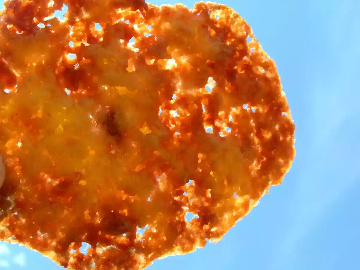 Les biscuits très très croustillants aux restes de sucettes au caramel.