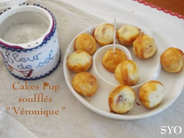 Les Cakes Pop Soufflés lardons, olives, tomates