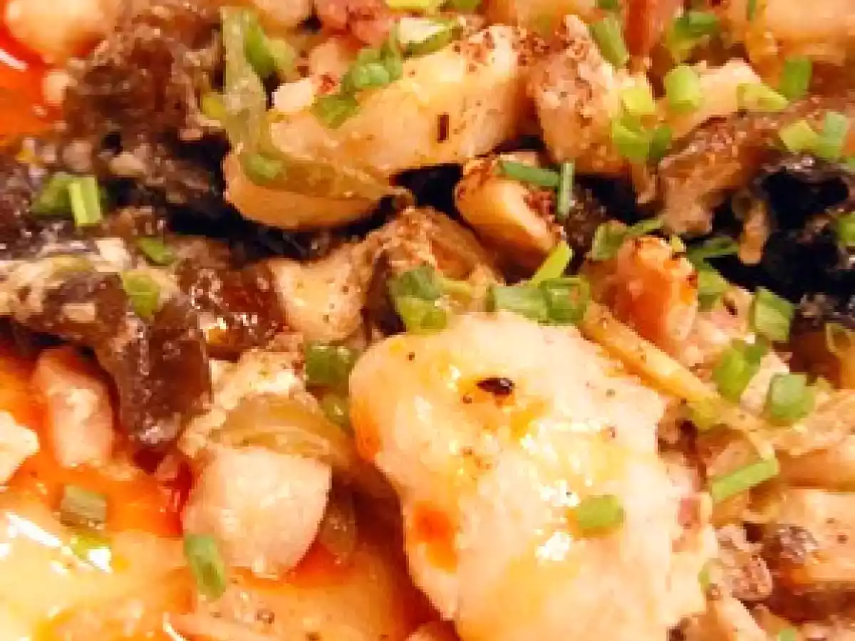 Les frères Shan et leur cuisine traditionelle du Sichuan - Joues de lotte à la vapeur