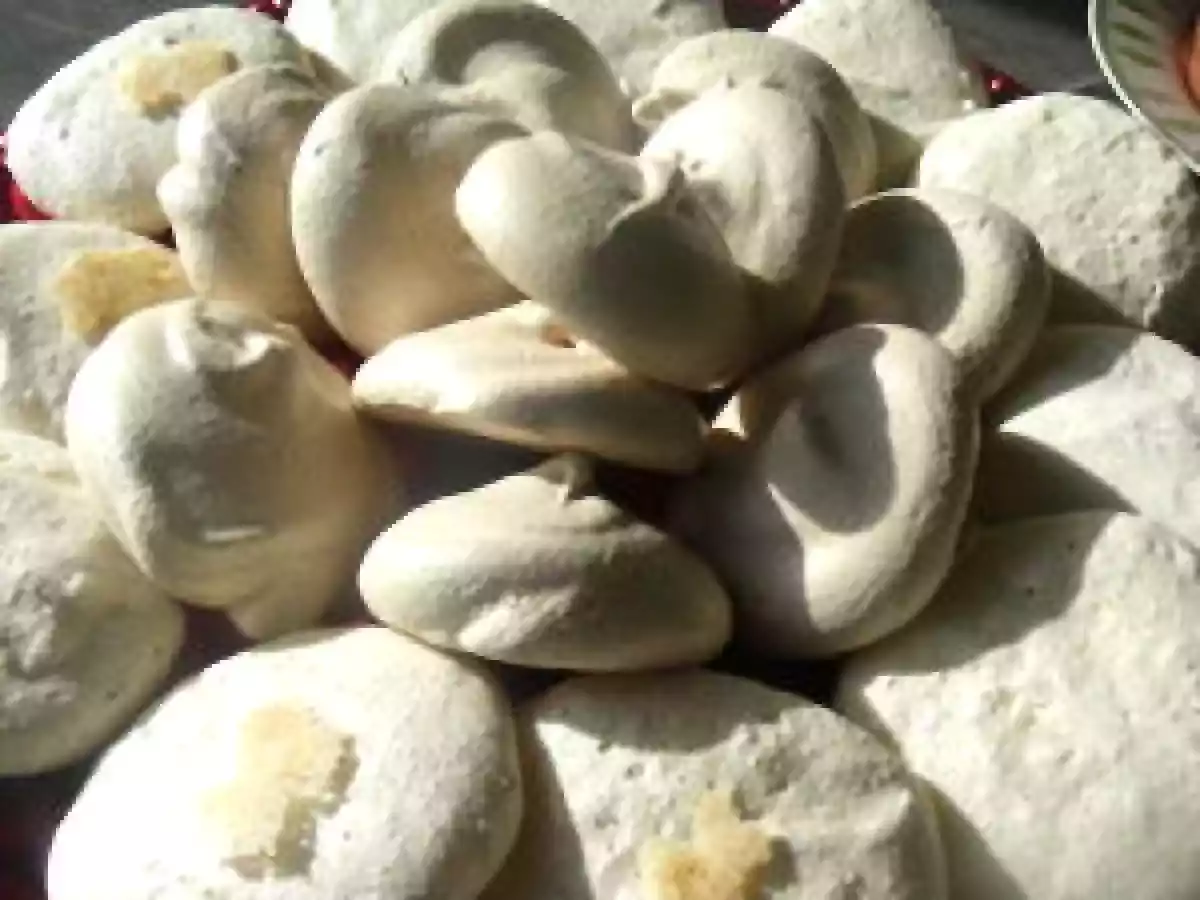 Les meringues trois parfums, myrtille, pistache/pignon, chocolat - photo 4