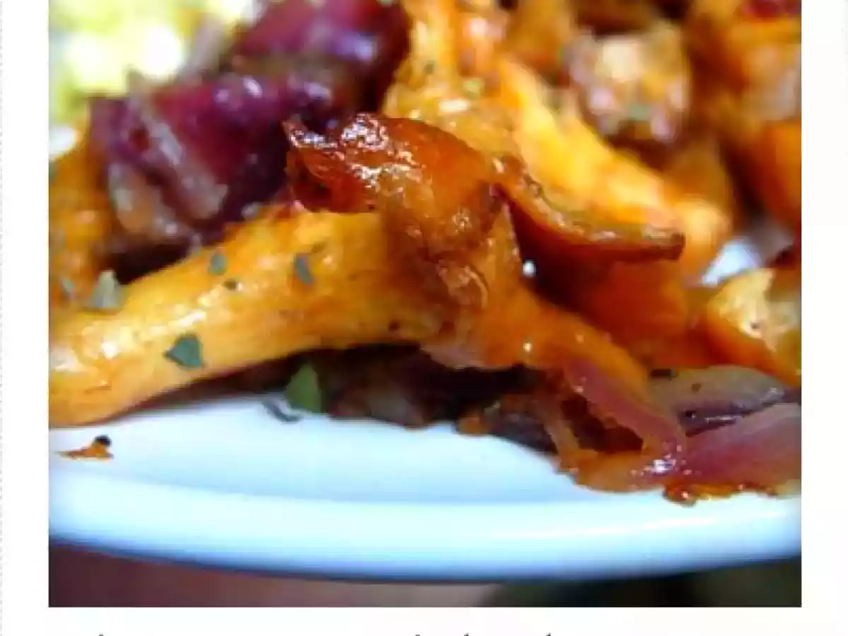 Les oeufs brouillés mousseux mousseux mousseuxxxx et leurs girolles poelées