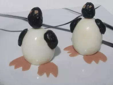Les oeufs pingouins pour amuser les enfants