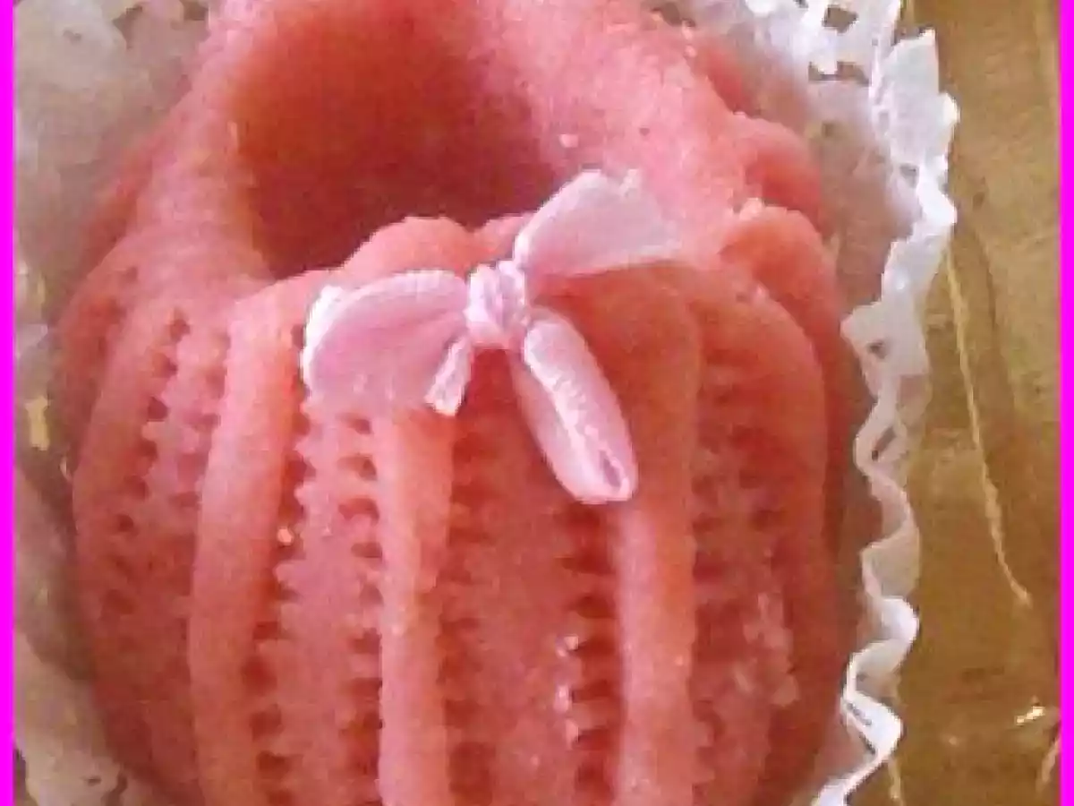 Les petits chaussons en pate d'amandes