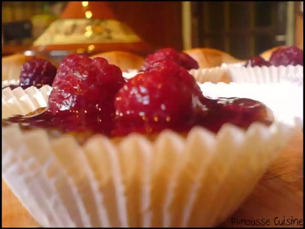 Les tartelette de flan à la mousse de noix de coco et à la framboise - photo 2