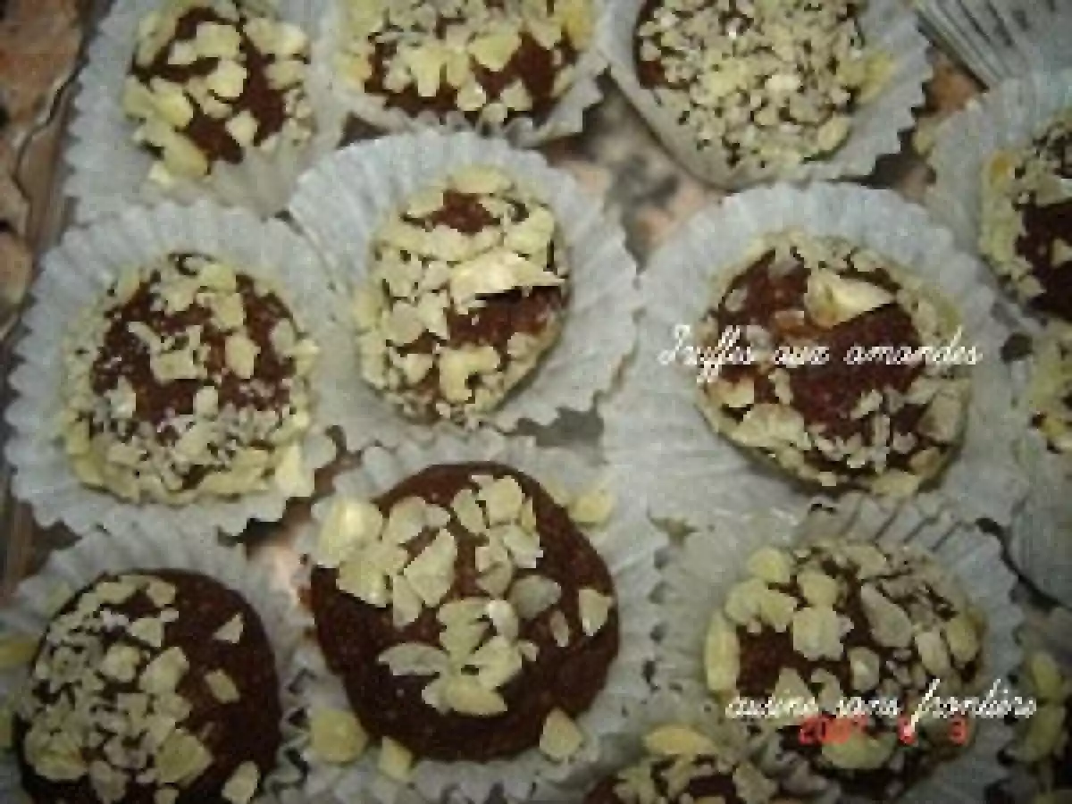 Les Truffes aux amandes et au chocolat - photo 4