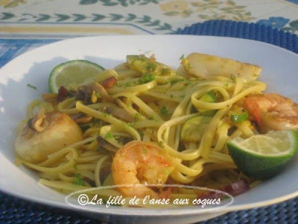 LINGUINE AUX FRUITS DE MER ET AU SAFRAN