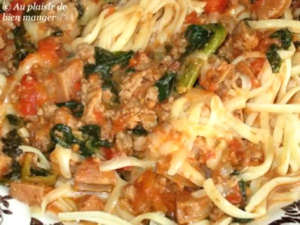 Linguines sauce rosée à la viande hachée et aux fromages surprises