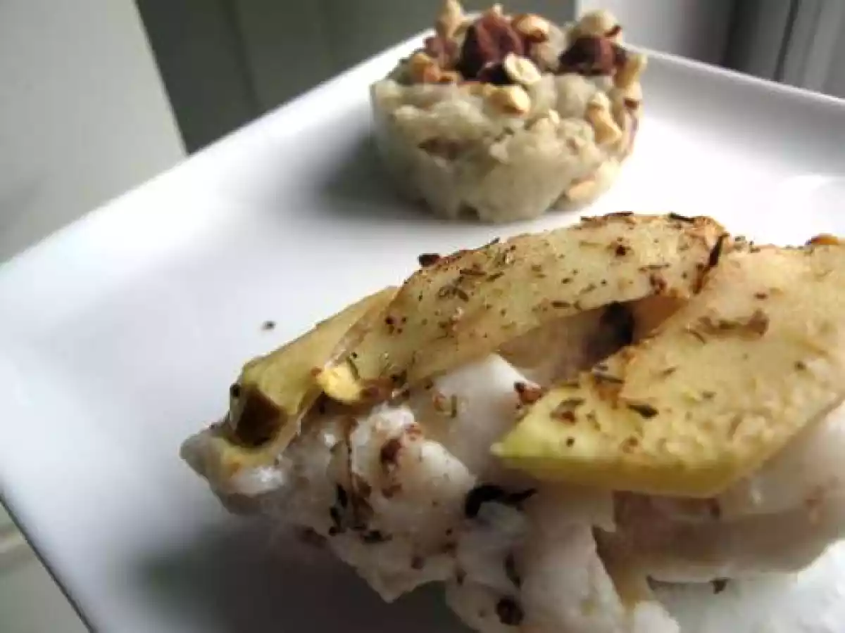 Lotte aux pommes en papillote et purée de topinambours aux noisettes. - photo 2