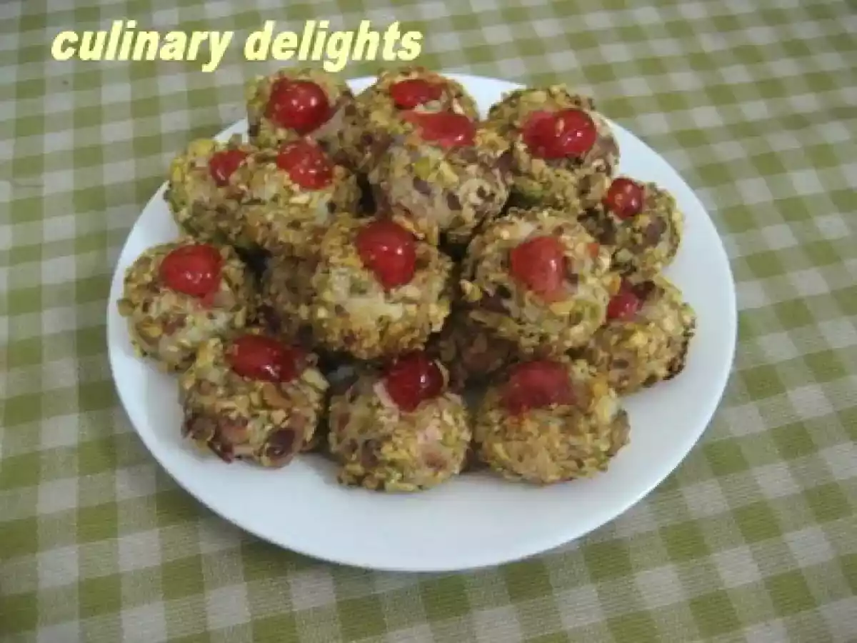 M'cheweks ( petits gateaux Algerois aux amandes) - photo 2