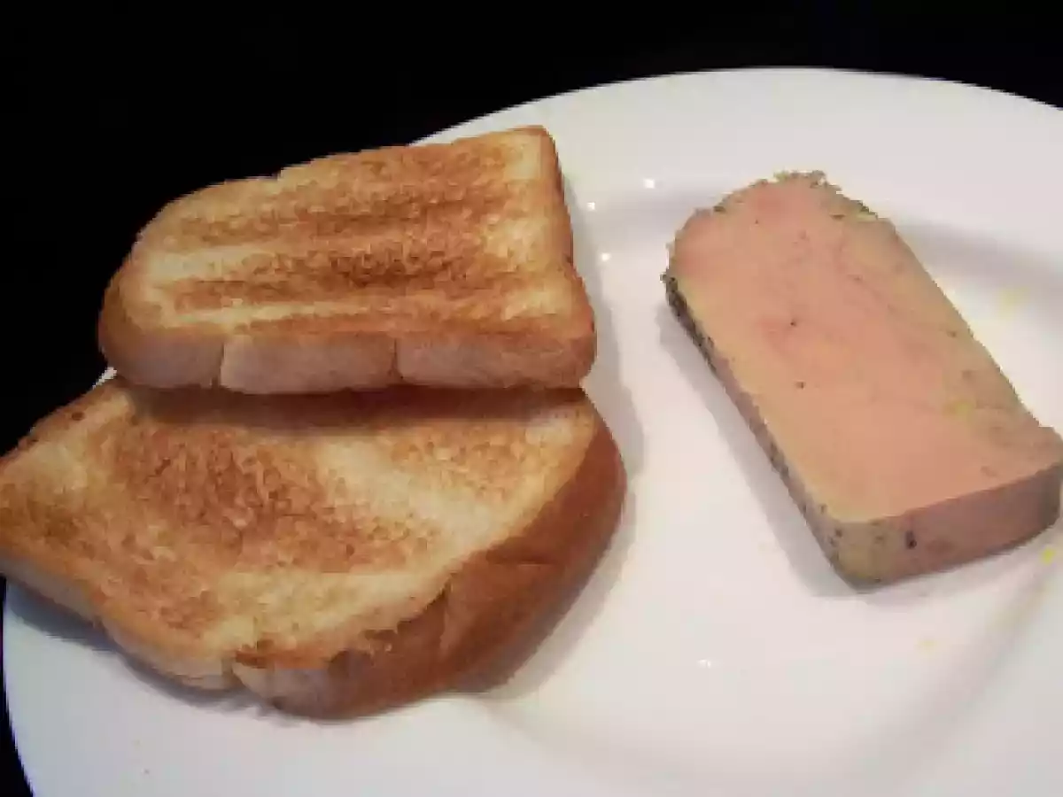 Ma première terrine de foie gras, au confit de vin de Sauternes