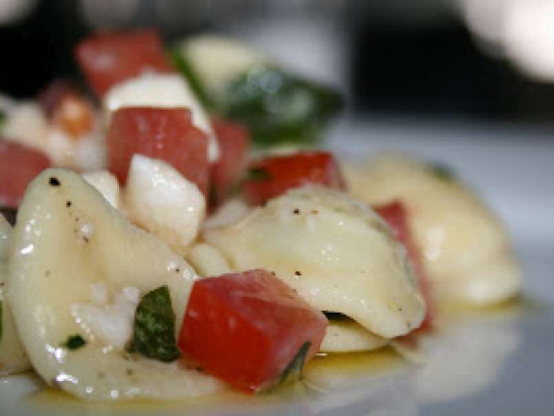 Ma salade de pate tomate mozza basilic!!!, photo 3