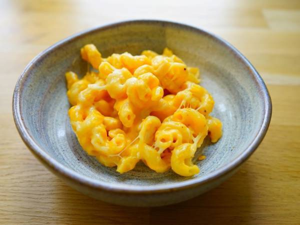 MAC AND CHEESE