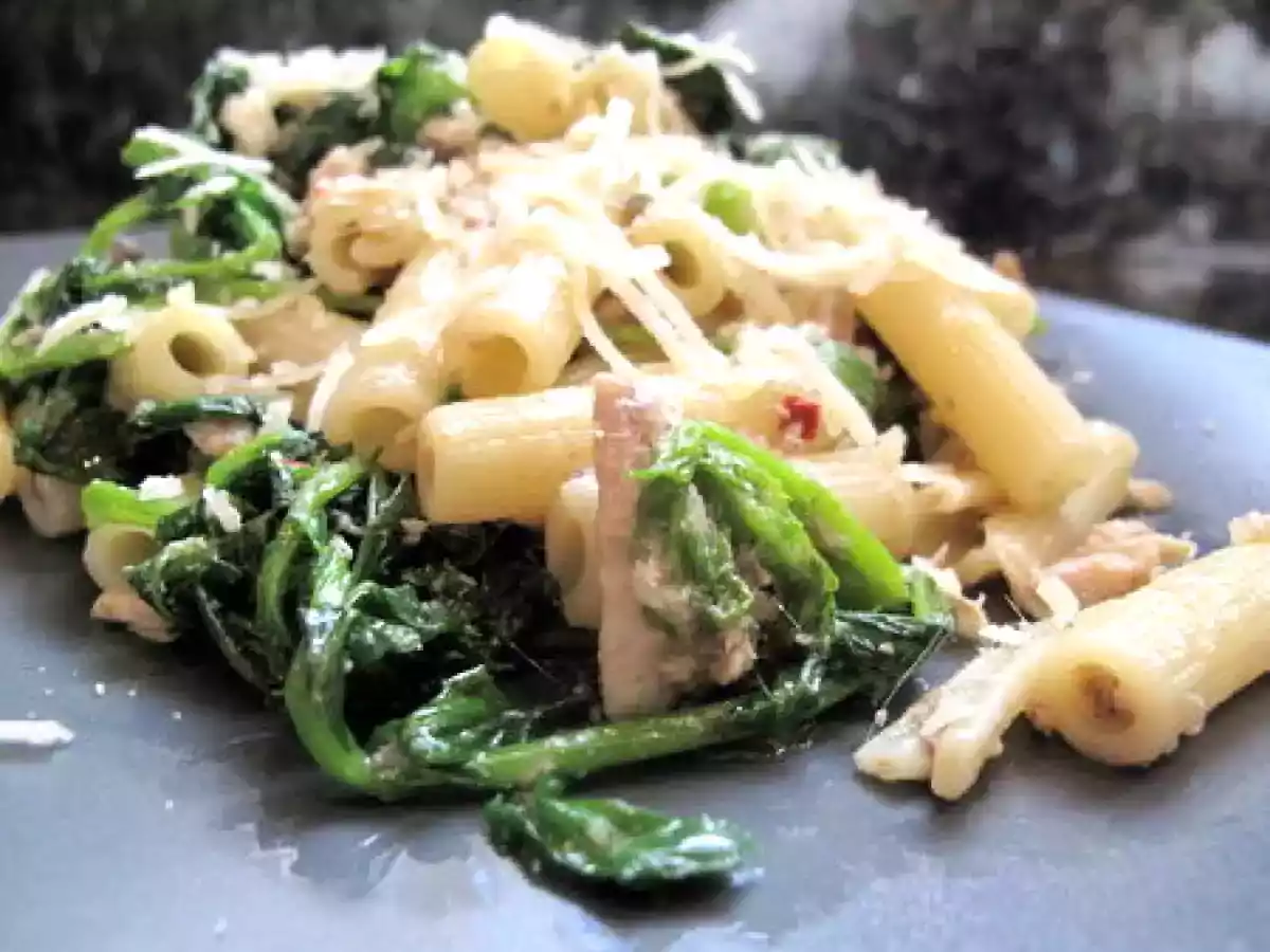 Macaroni aux anchois frais et cime di rapa - photo 2