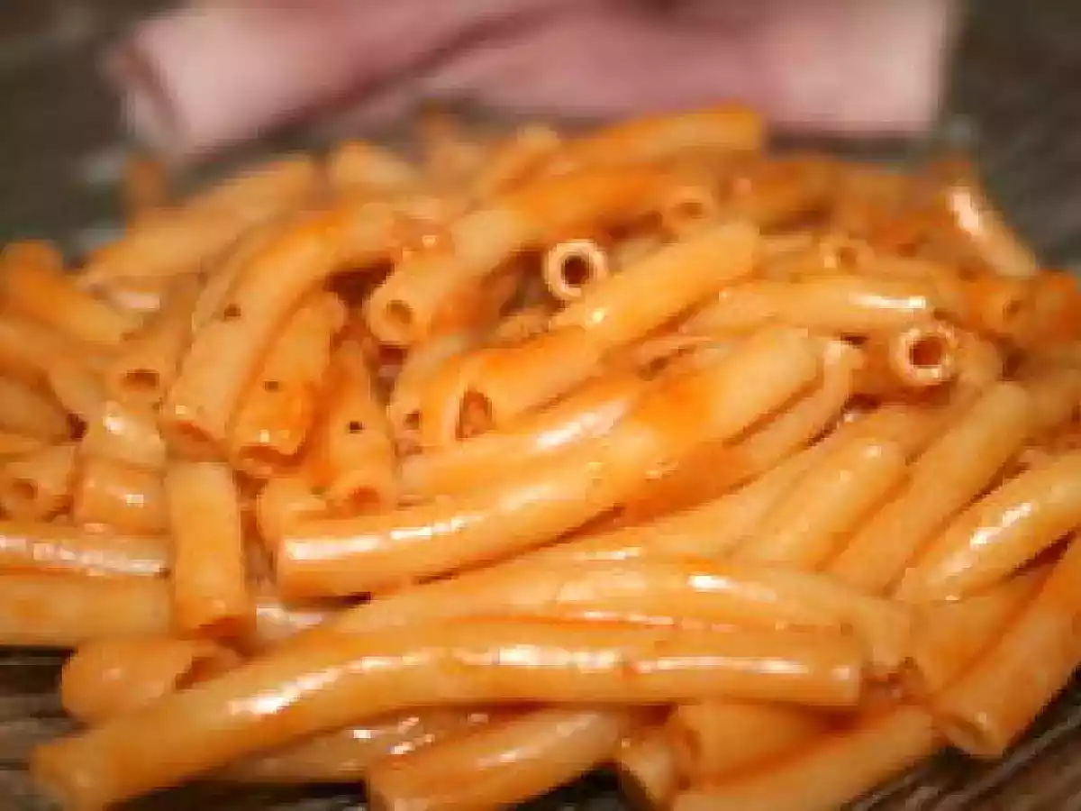 Macaronis à la tomate
