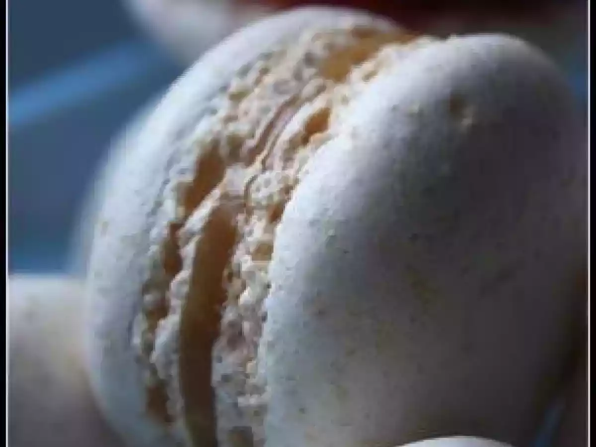 Macarons aux blancs d'oeufs séchés