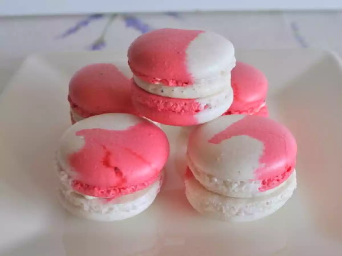 Macarons bicolores ganache vanille