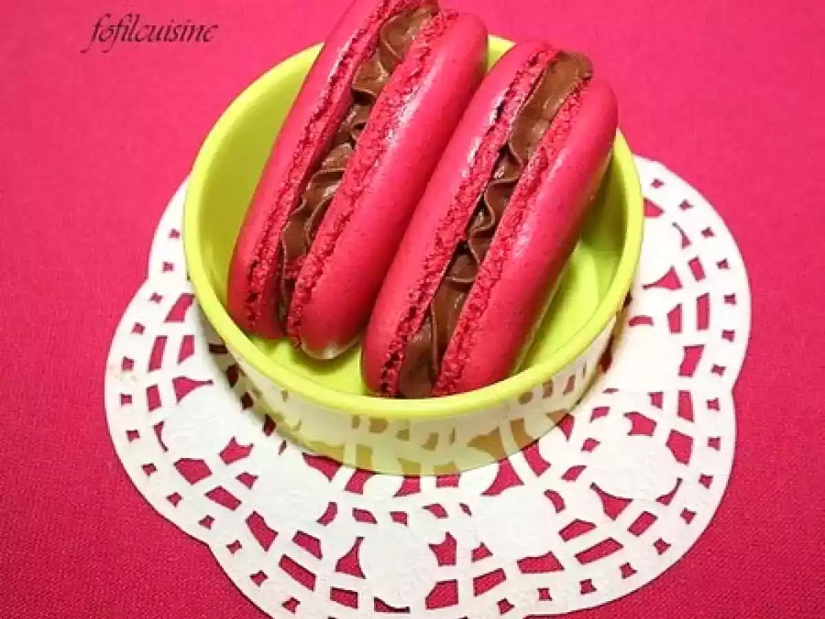 MACARONS: coques noisettes et noisettes/orange. - photo 4