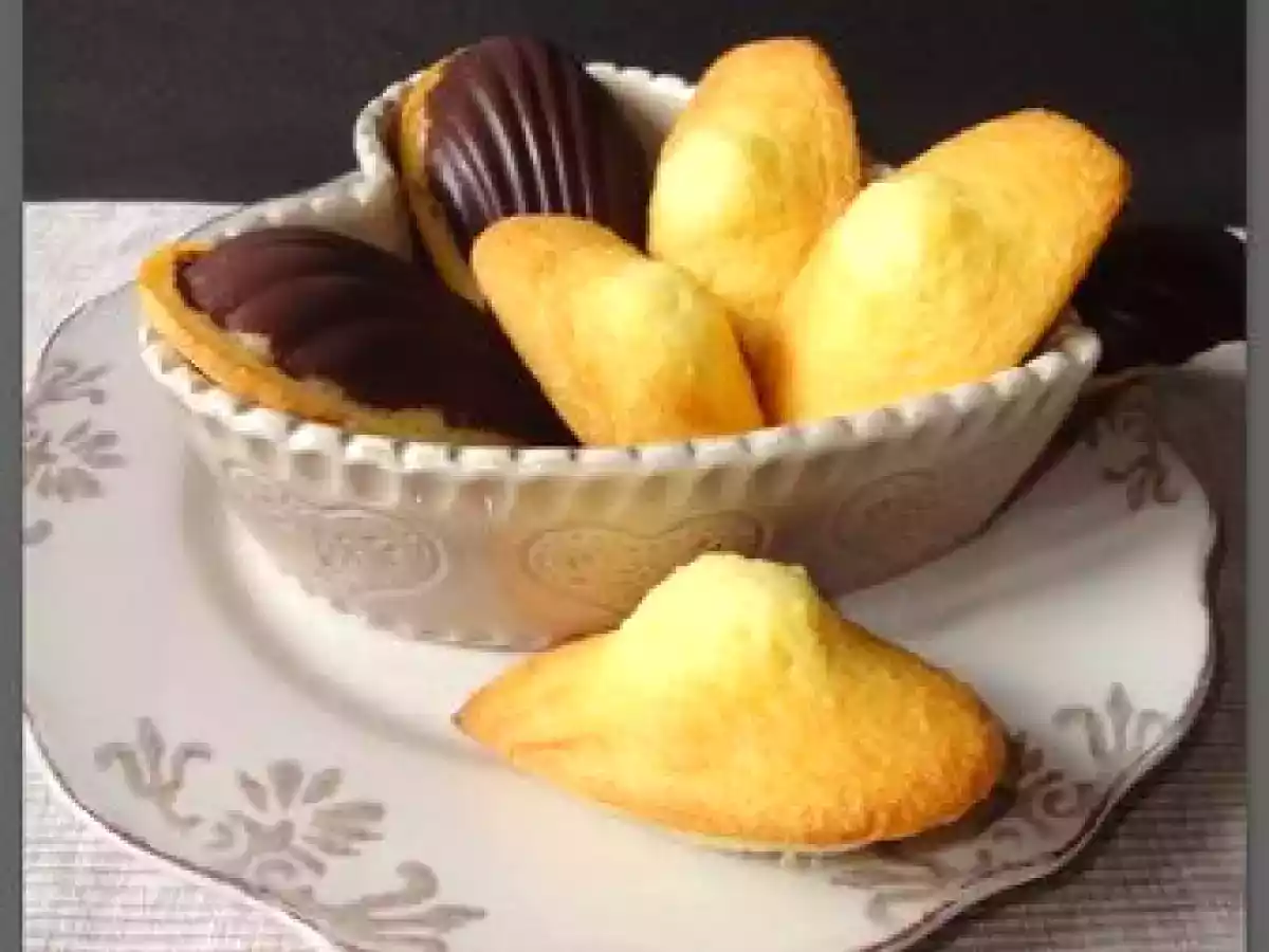 Madeleine au citron confit, en coque de chocolat noir à l'orange - photo 2