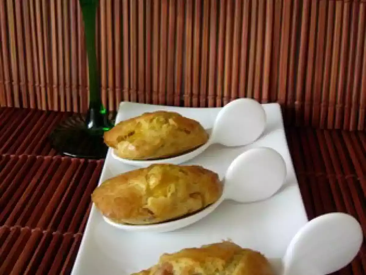 Madeleines au Foie Gras et à La Mangue