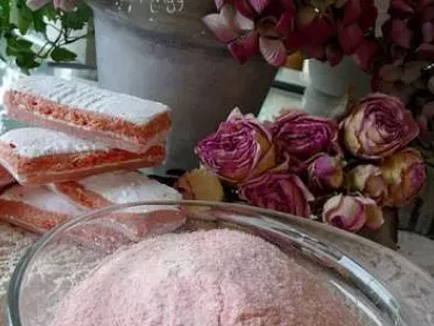 madeleines roses à la poudre de biscuits roses de Reims - photo 2
