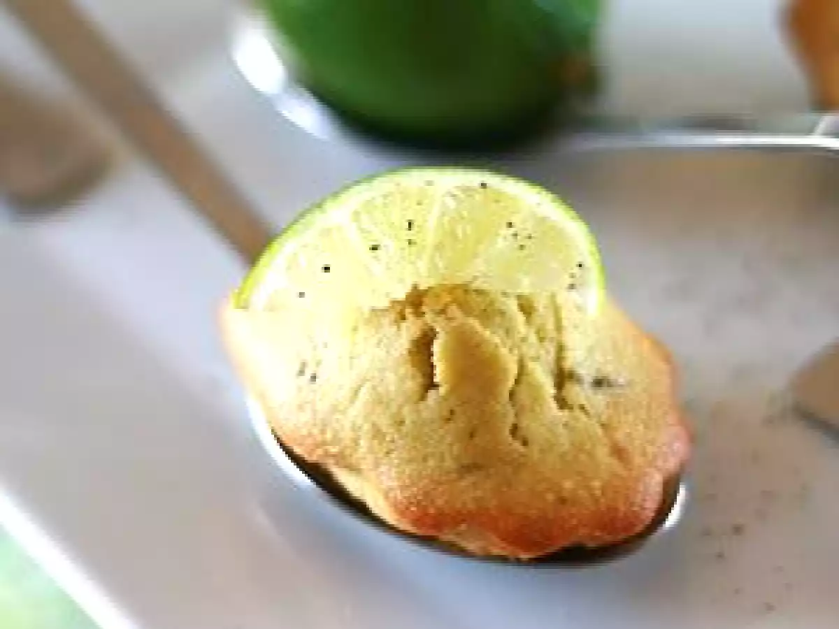 Madeleines sans gluten au thé matcha & Lime