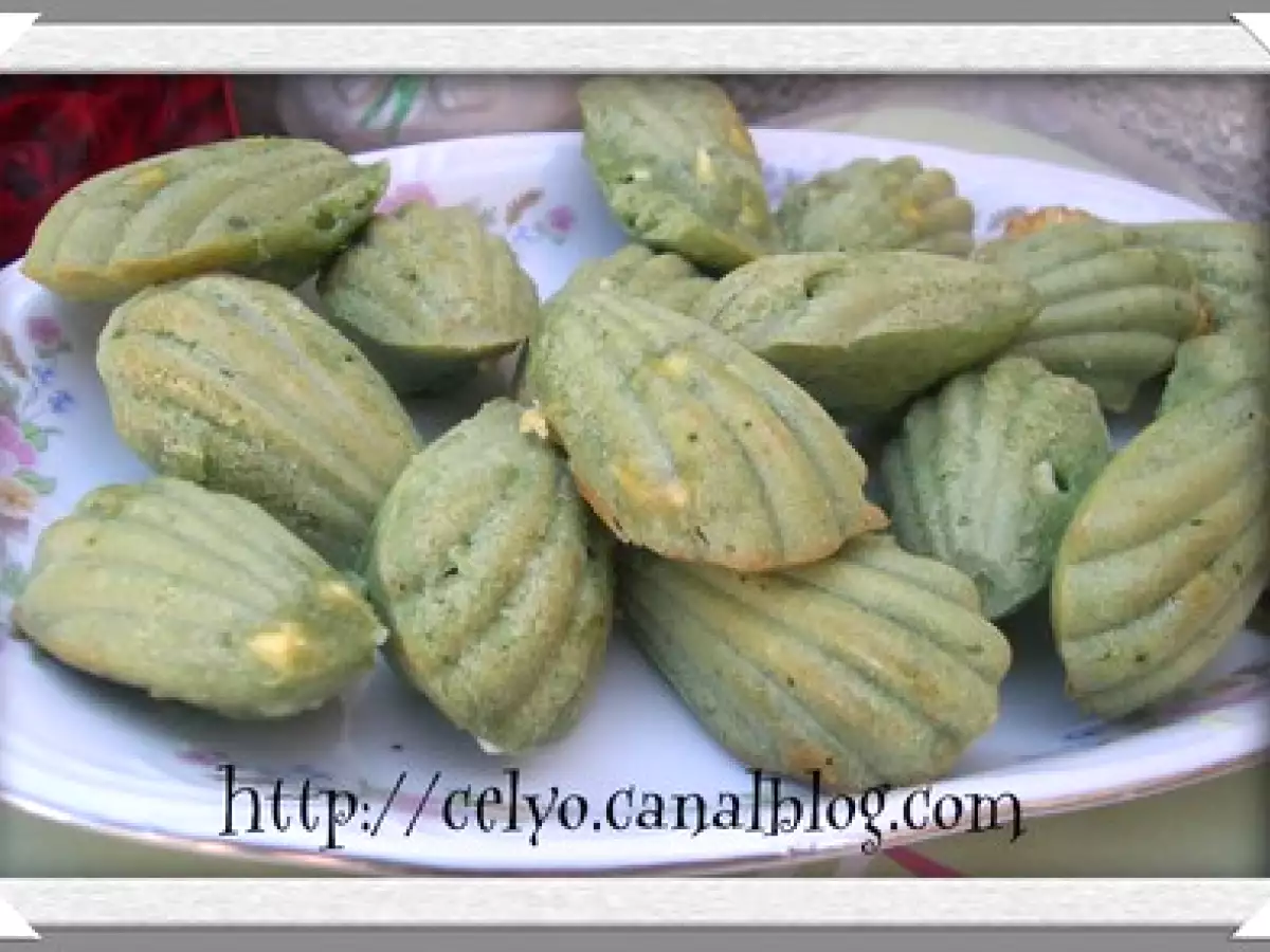 Madeleines/Muffins à la Pistache et au chocolat blanc