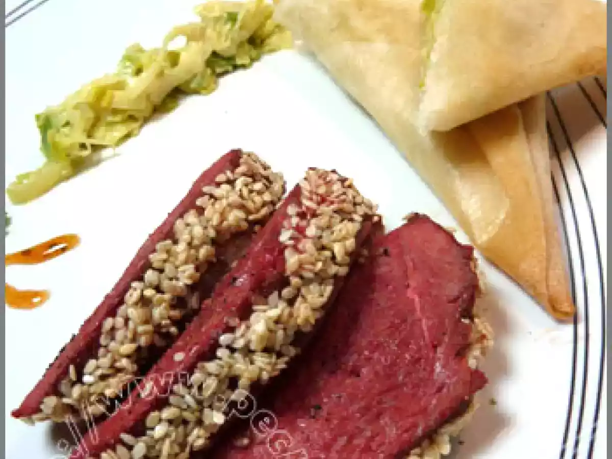 Magret au miel et sésame, croutillants de poireaux au miel