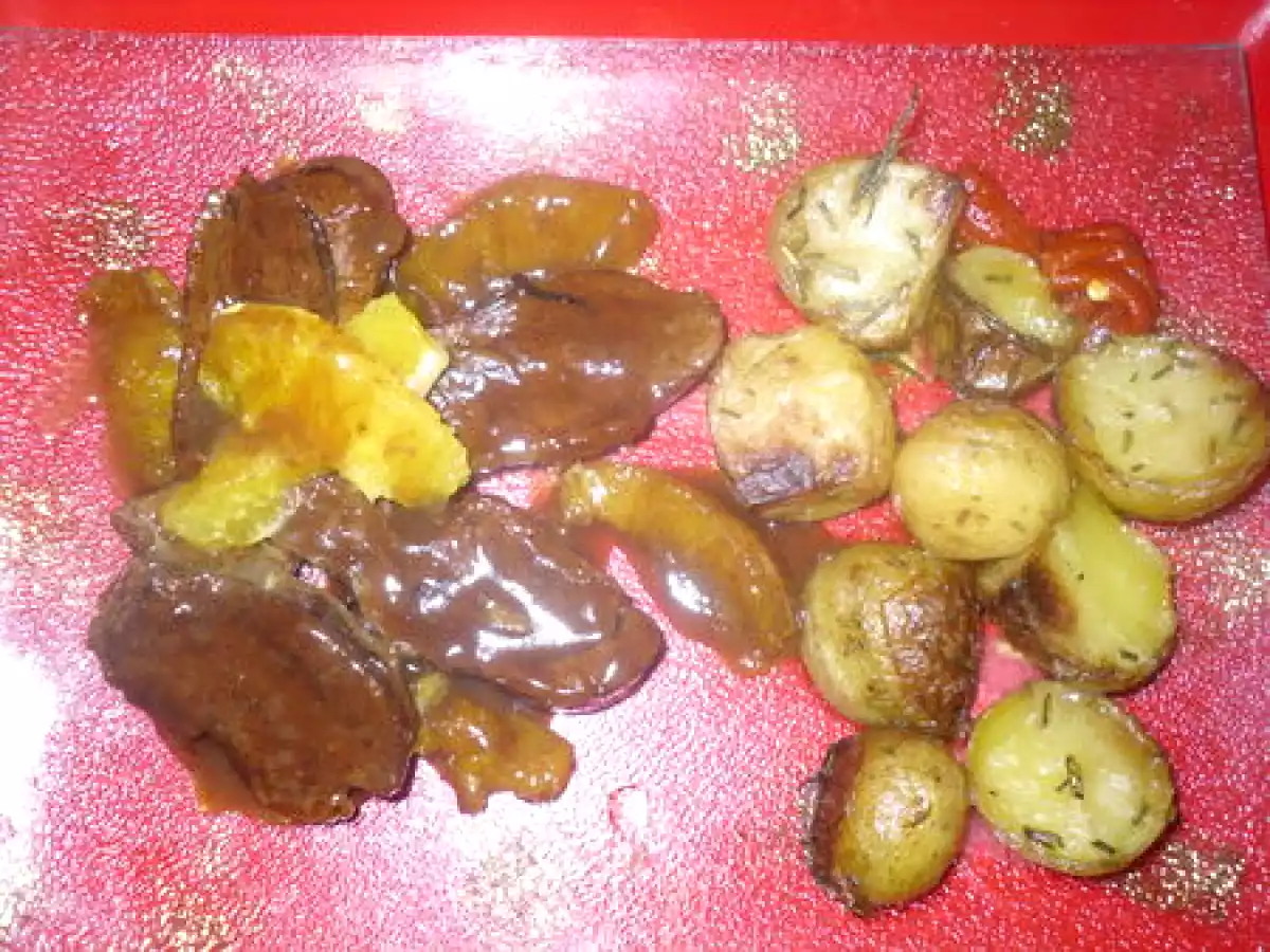 MAGRET DE CANARD A L'ORANGE ET POMME DE TERRE AU ROMARIN