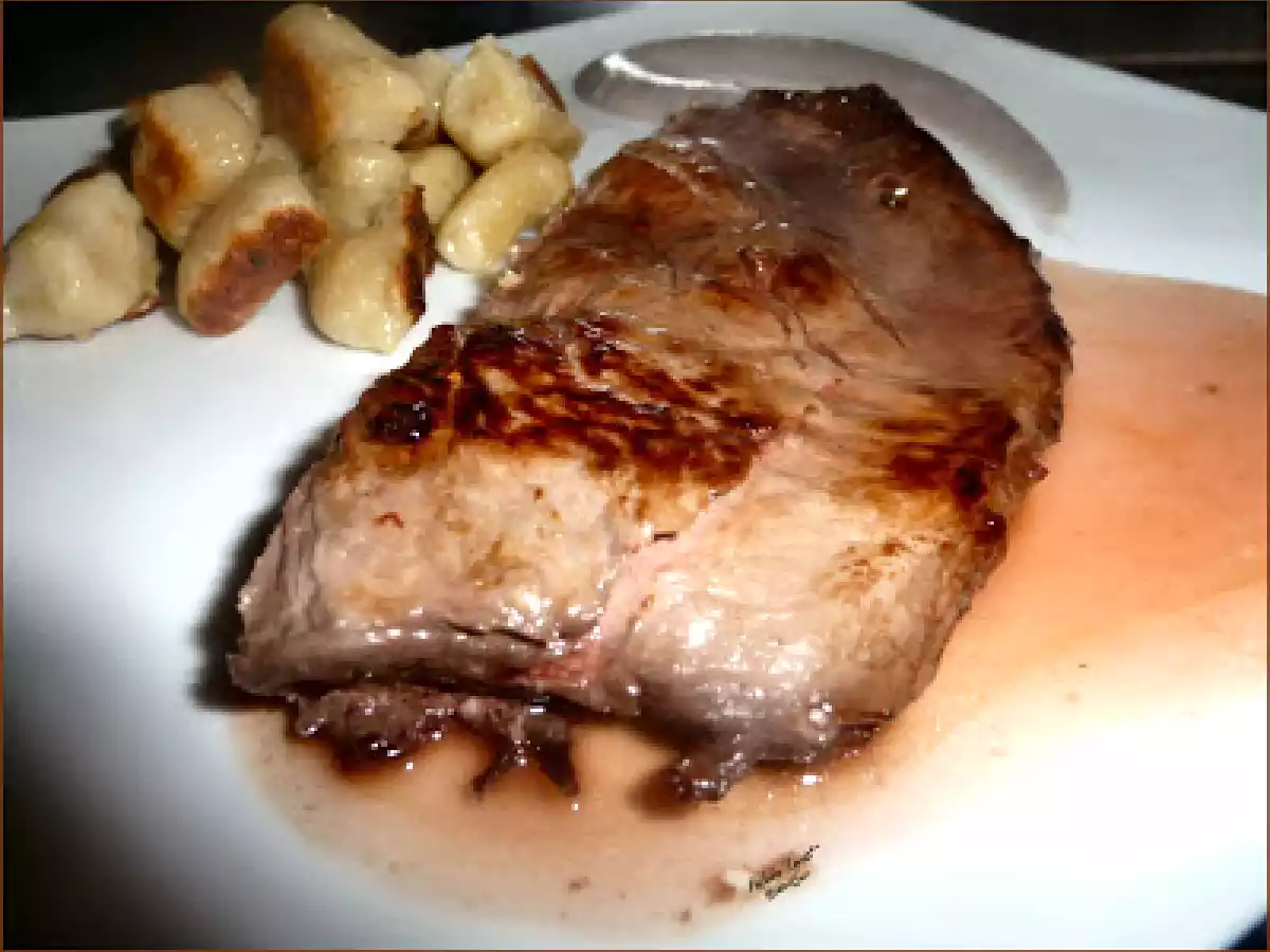 Magret de Canard à la Cerise, Gnocchis d'Ocas du Pérou. - photo 2