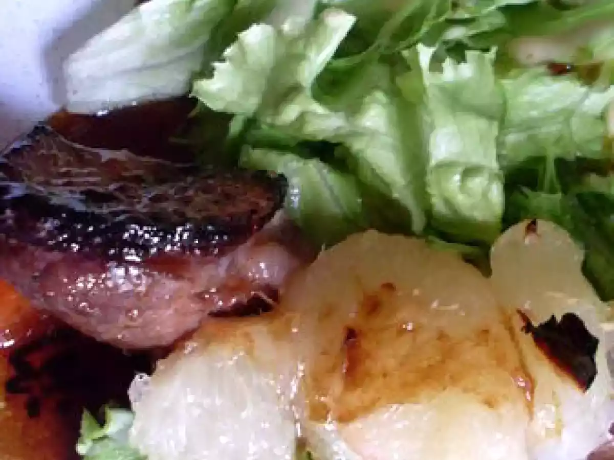 Magret de canard embrochés avec ses pamplemousses