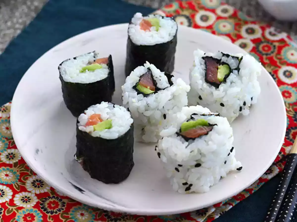 Makis au saumon fumé et avocat - photo 4