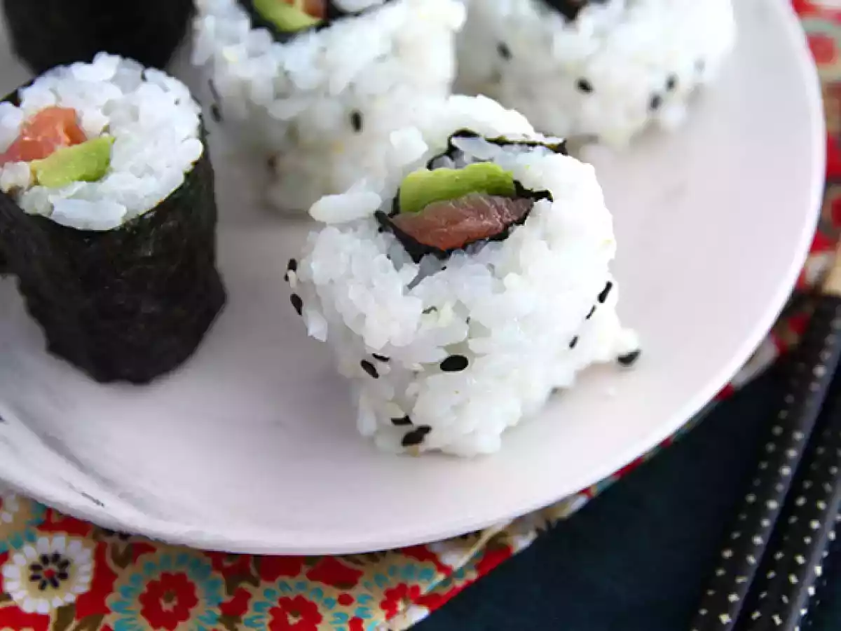 Makis au saumon fumé et avocat - photo 5