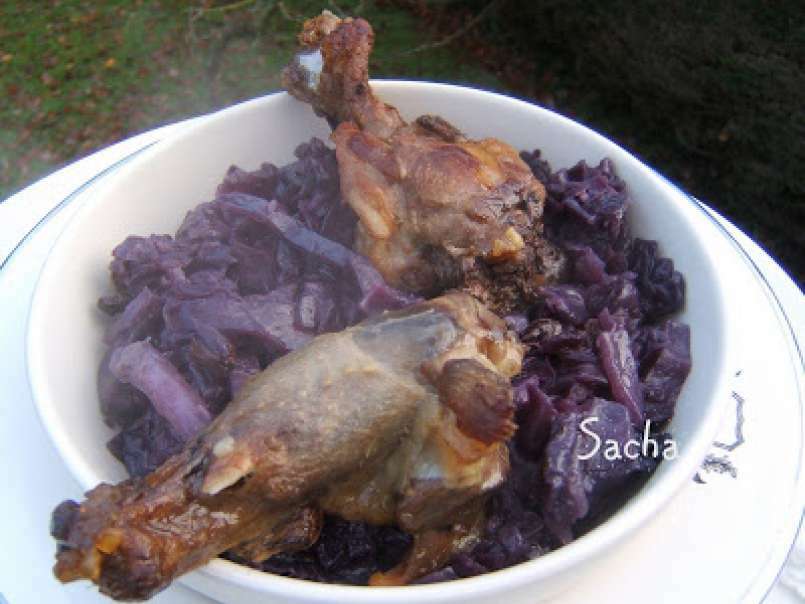 Manchons de canard au chou rouge et raisins secs - photo 2
