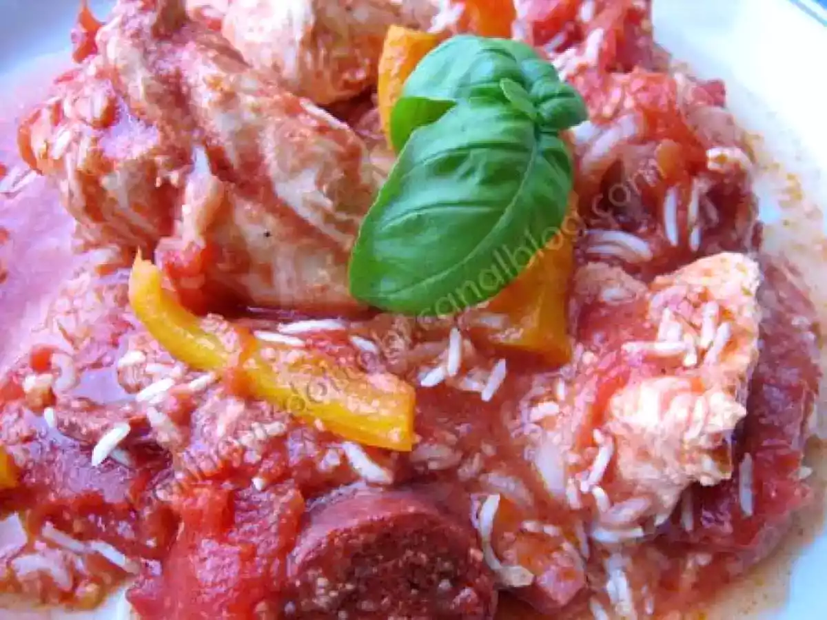 Marmite de poulet au riz à l'espagnole