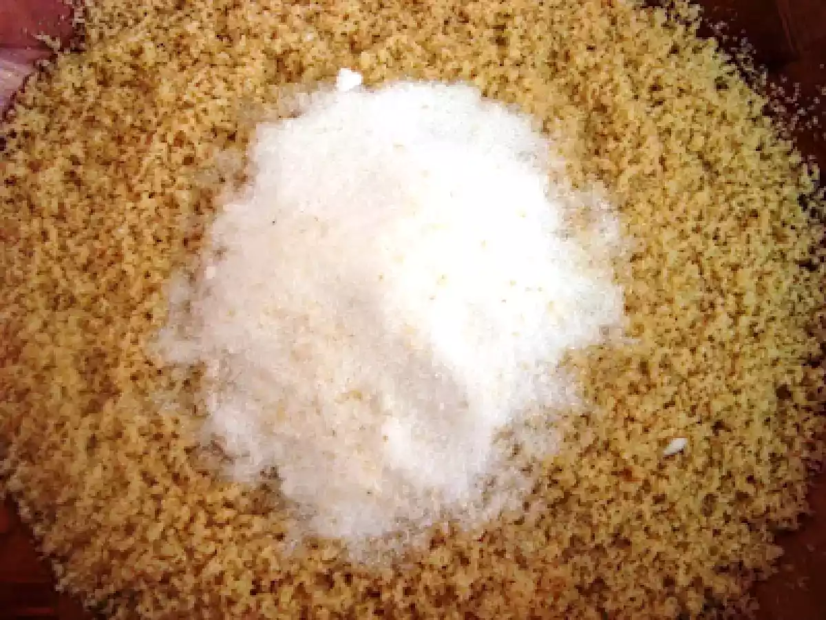 Masfouf be'rrommène ( couscous sucré aux grenades) - photo 5