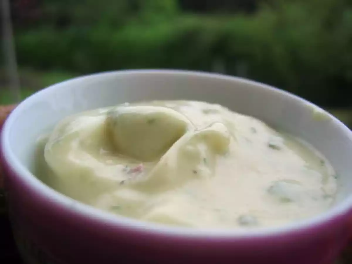 Mayonnaise au Yaourt et aux Herbes