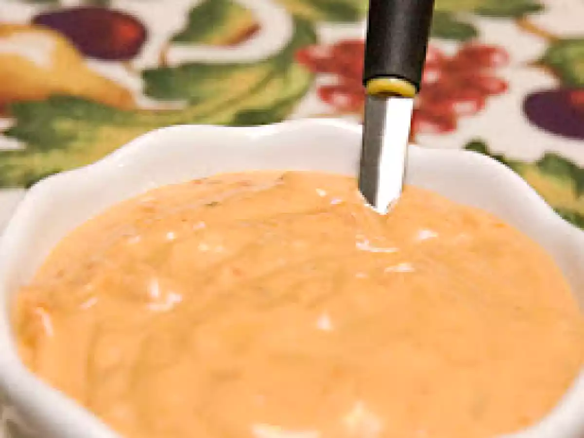 Mayonnaise maison aux tomates séchées et au parmesan