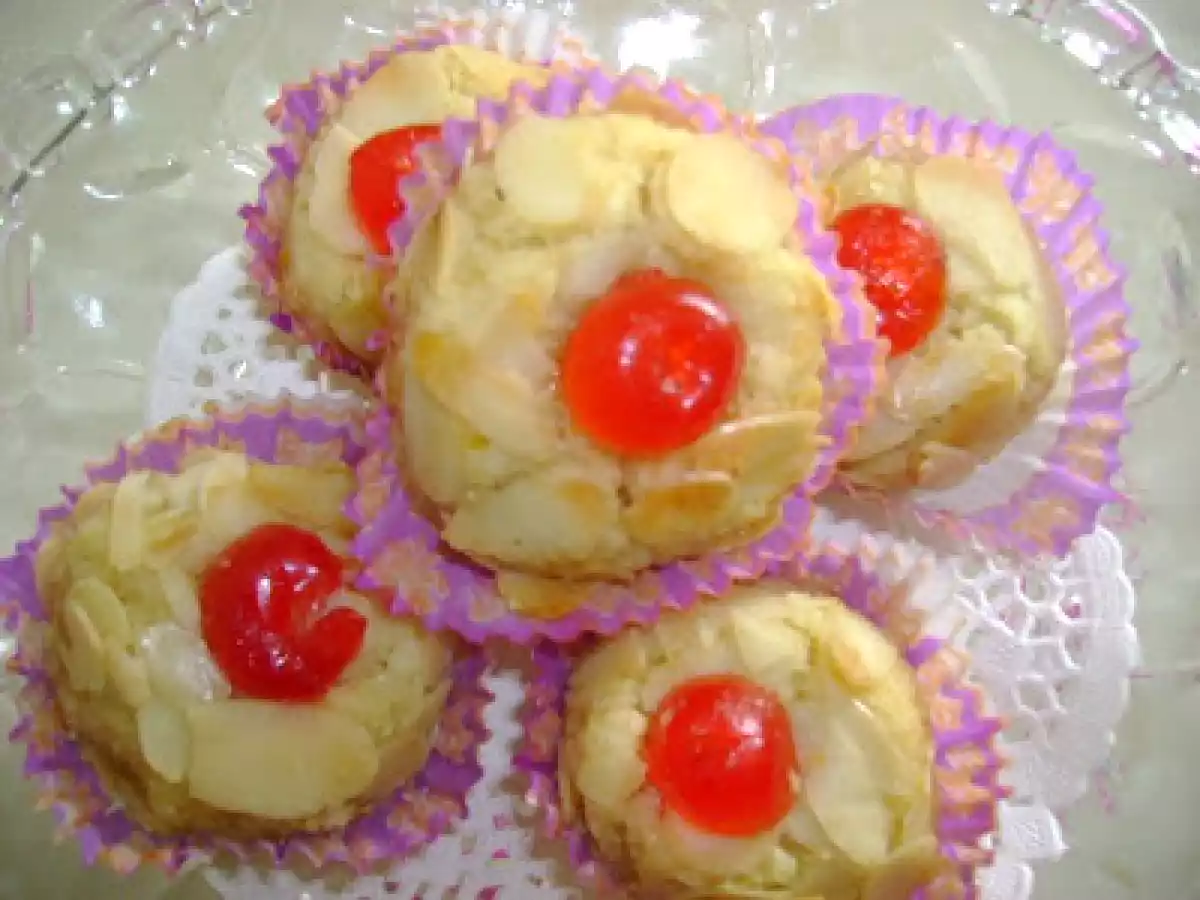 Mchaouek aux amandes (petits fours algériens aux amandes) - photo 2