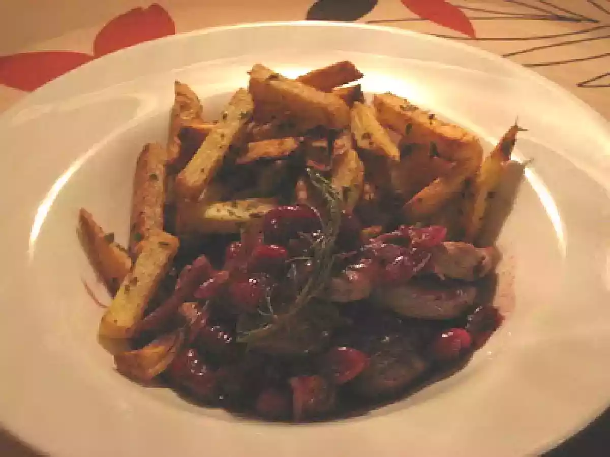 Médaillon de porc, sauce aux canneberges et porto