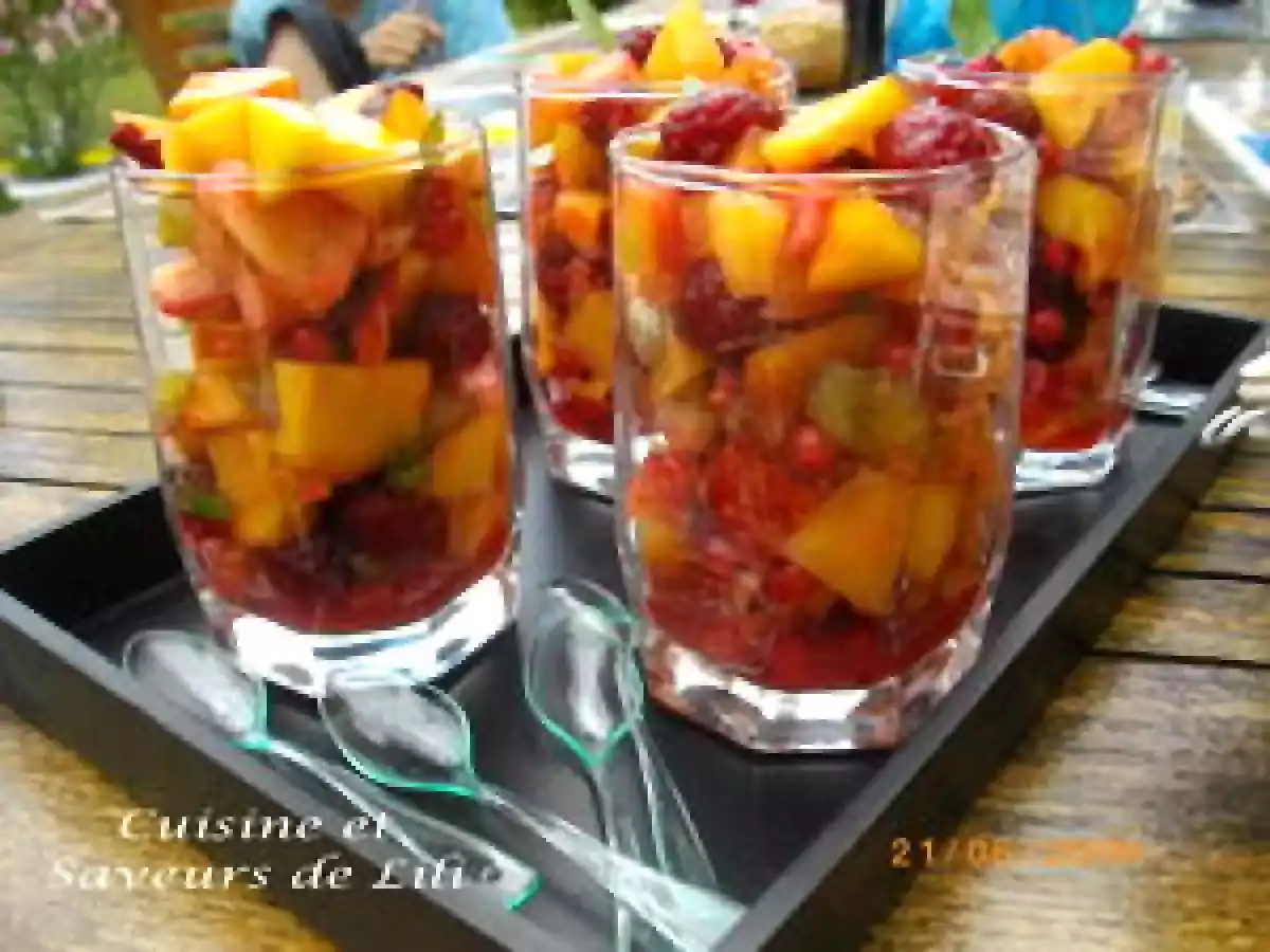 Méli-mélo de fruits frais