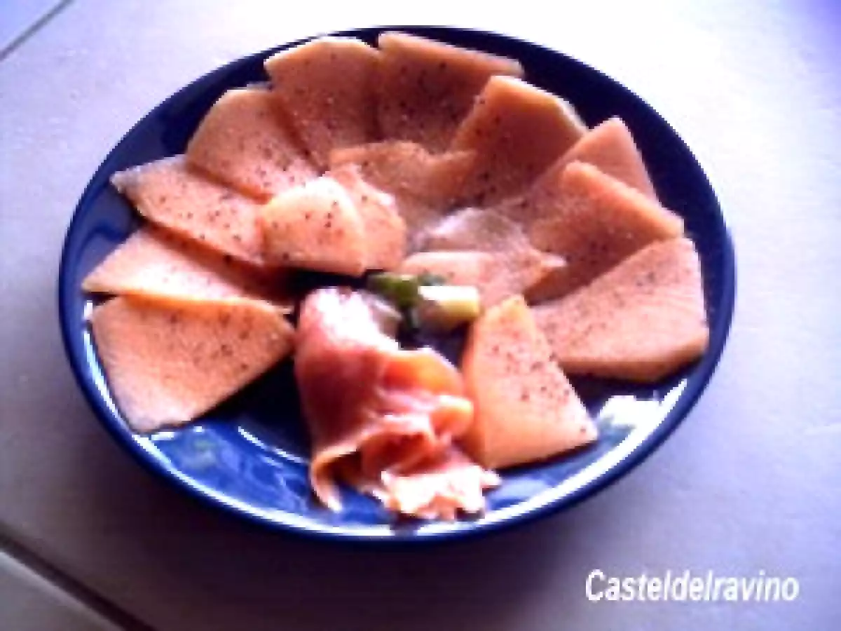 Melon poivré au saumon fumé.....! - photo 2