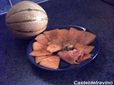 Melon poivré au saumon fumé.....!