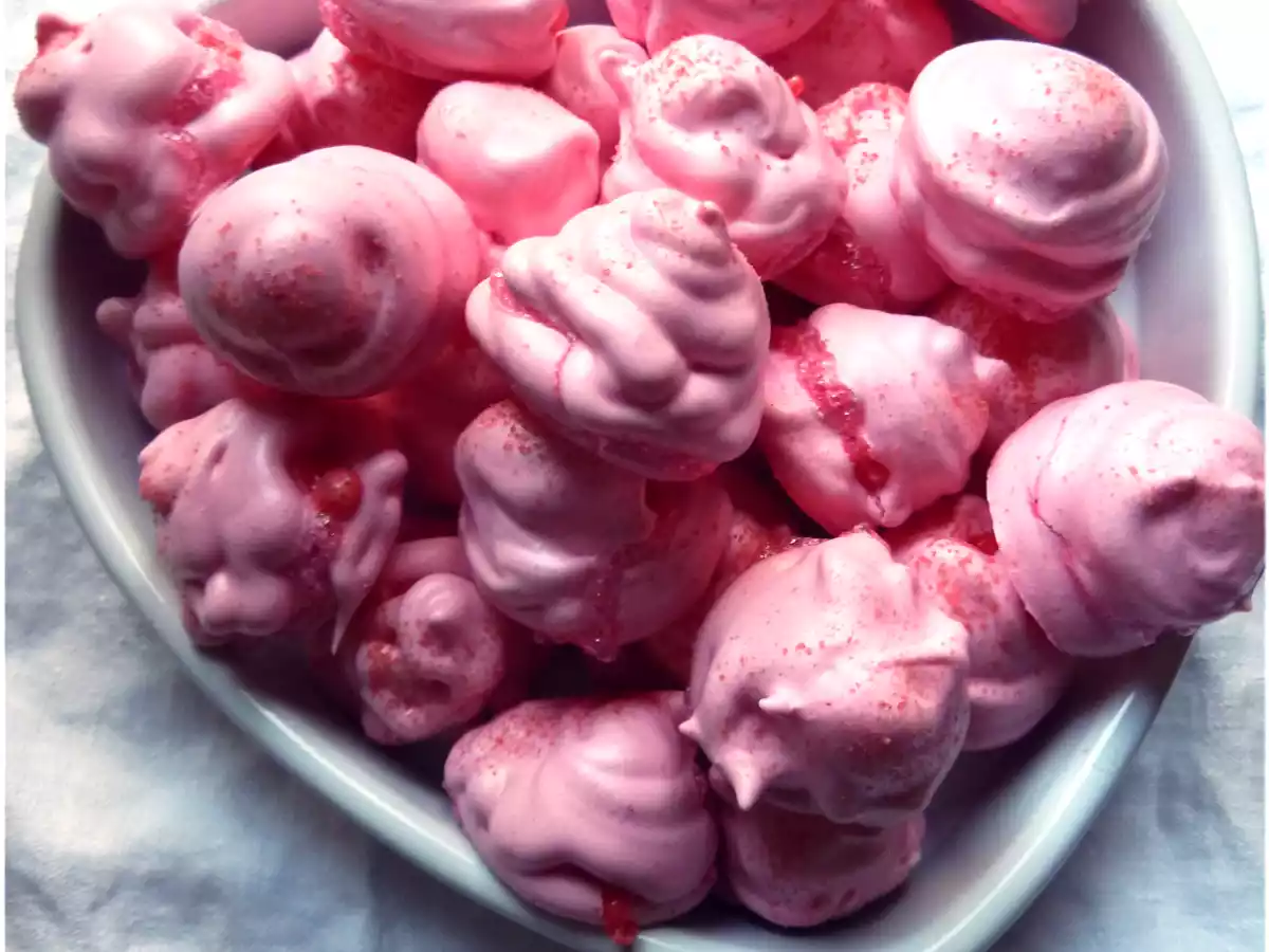 Meringues aux fraises tagada©