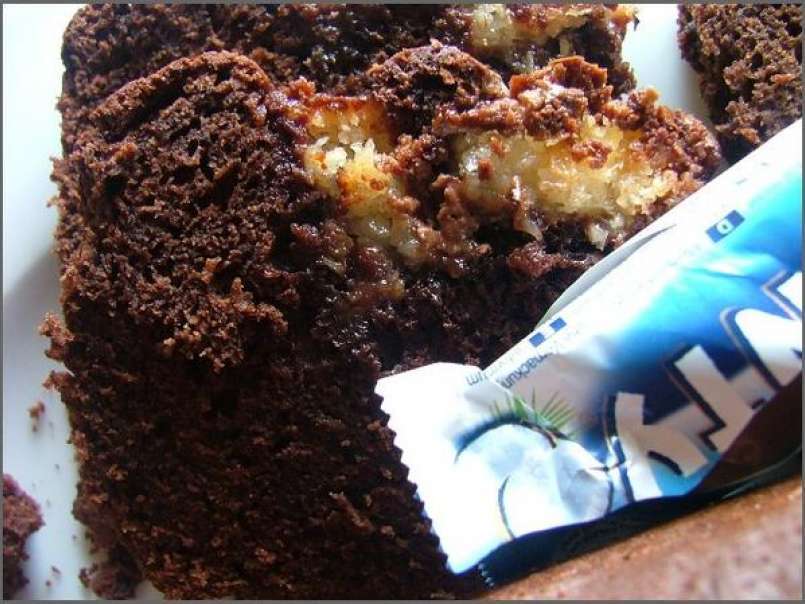 Mi cake, mi bonbon.... Cake au chocolat fourré Bounty - photo 4
